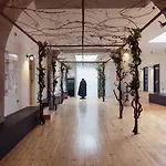 The House Of Sandeman Albergue