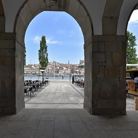 Hostal The House Of Sandeman