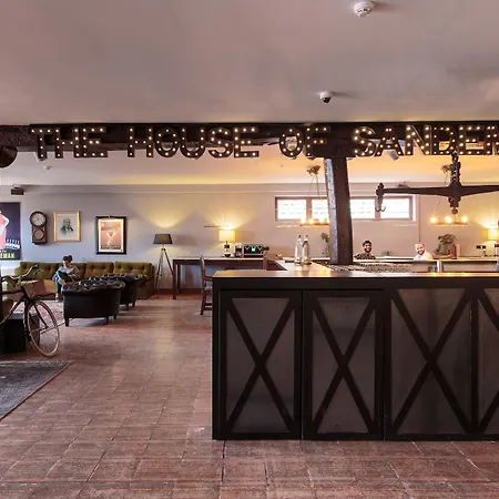 The House Of Sandeman Hostal Vila Nova de Gaia