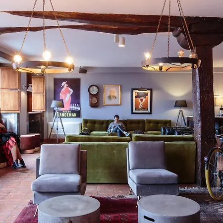 Hostal The House Of Sandeman