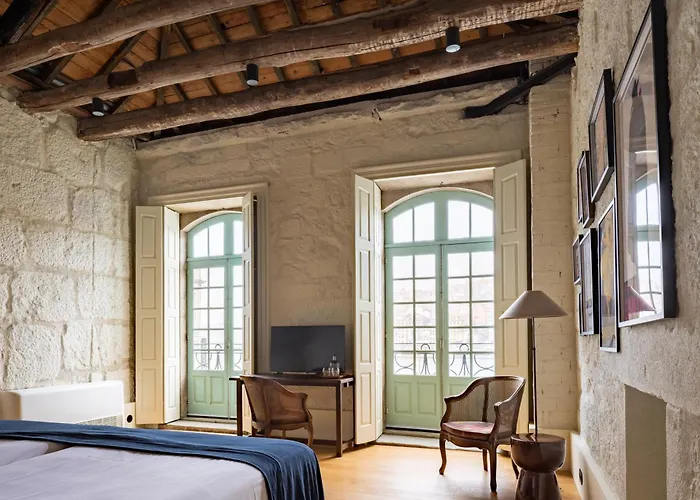 The House Of Sandeman Hostel *