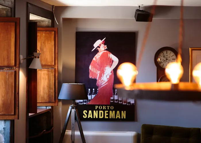 The House Of Sandeman Hostel