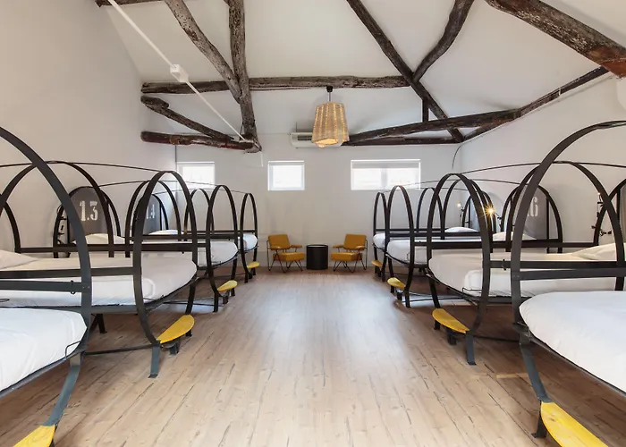 The House Of Sandeman Hostel