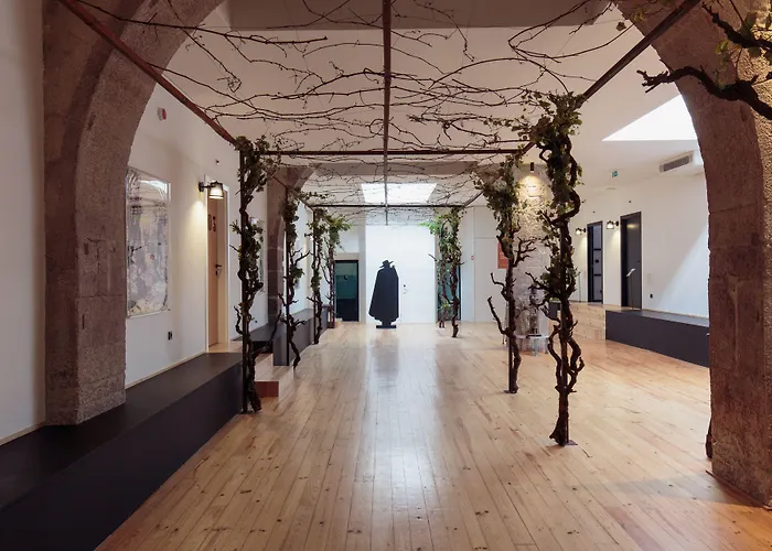 The House Of Sandeman Hostel