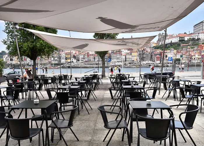 The House Of Sandeman Hostel Vila Nova de Gaia